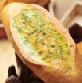 傳統法國香蒜麵包 門市狂暢銷～傳統法國麵包紮實與酥脆的口感～手工特調香蒜醬～有點嗆但吃起來確很溫和..經典口味再現 特價：$33