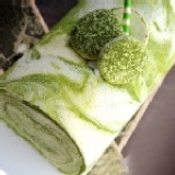 《限彌月禮使用》嚴選御守抺茶 《20入彌月蛋糕禮》採68%高濃度日本抹茶，滿滿的鮮奶與抹茶純然氣息