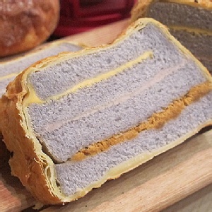 new!! 起酥芋泥肉鬆三明治!