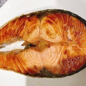 頂級智利鮭魚片--350g(實重無包冰)