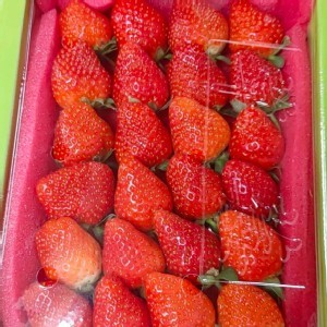 大湖草莓24顆--2盒