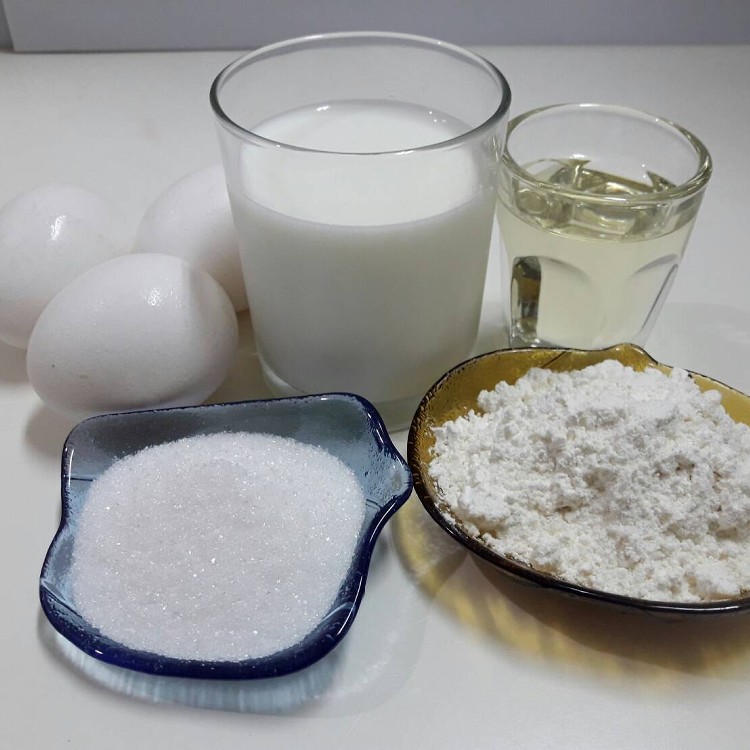 百分百鮮奶煙囪蛋糕