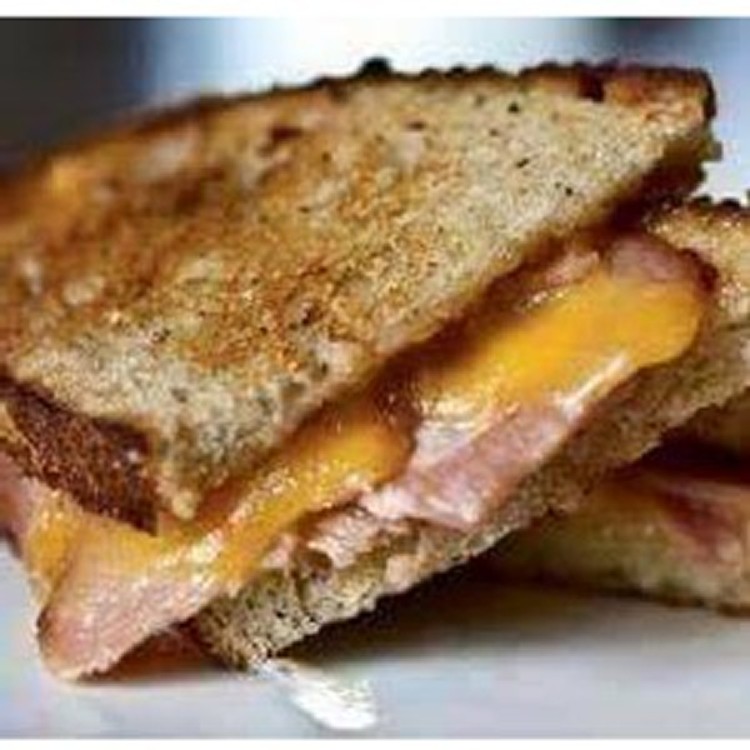 【熱樂煎三明治】墨西哥辣味傑克雞肉爆漿乳酪三明治