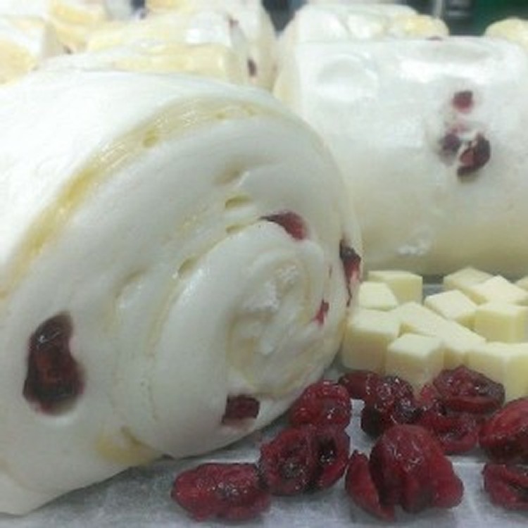 鮮奶蔓越莓 一顆