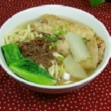 健康原素~~~~~~~~~素食什錦湯麵(純手工拉麵)不加任何防腐劑 (有料)素食湯麵特價試吃中