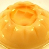 水蜜桃布丁 ＊每顆10元/盛香珍QQ水蜜桃布丁！大人小孩的最愛 特價：$10