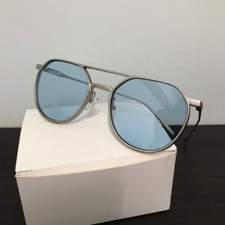 男女用太陽眼鏡