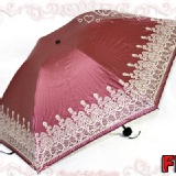 ☆真情巴洛克三折色膠手開傘☆《日本女性最愛專利雙頭骨結構設計不會開傘花》 FP6豔紅色《完全遮陽不透光降溫5～7度＊高貴典雅皇冠邊每個布邊都鑲滿金蔥亮片唯美浪漫》