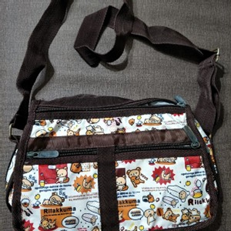 拉拉熊斜背包