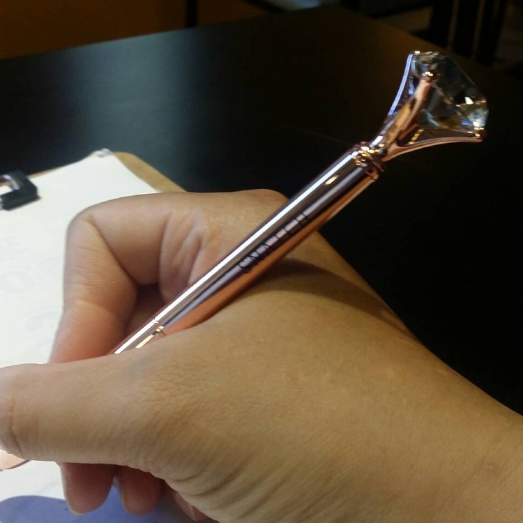 19克拉鑽石筆