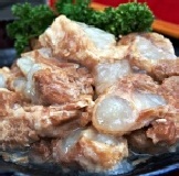 府城劉家軟骨《清燉口味》TVBS美食新聞推薦 府城創意新美食 顛覆您對軟骨的想像 快來體驗入口即化的軟骨美食吧 特價：$130