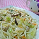 Dr.CooK~客家風味炒麵(麵+很多蔬菜) 特價：$35