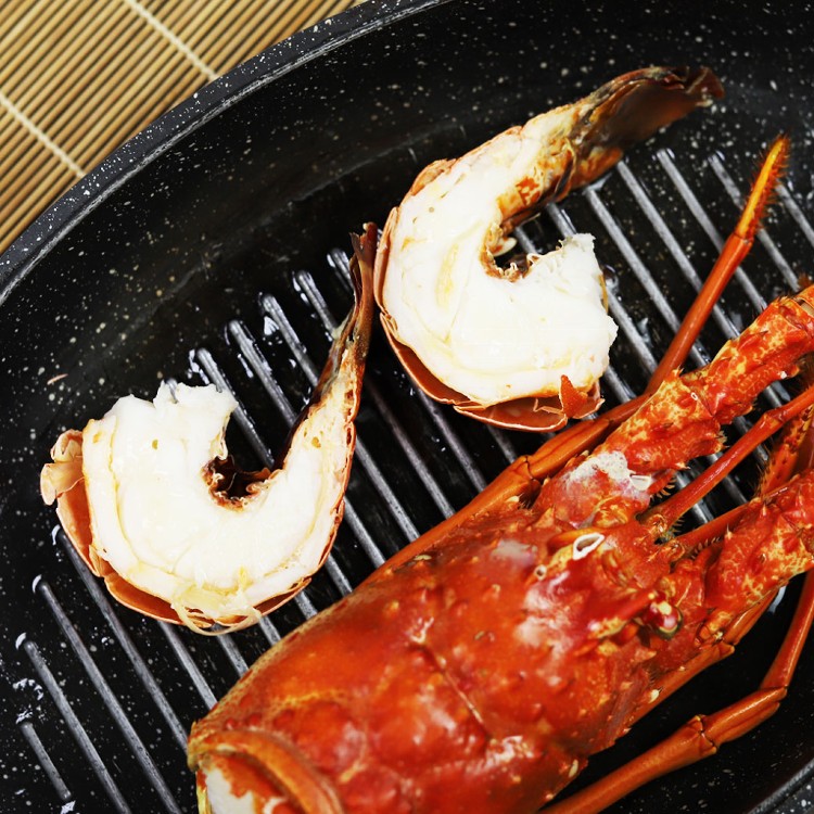 A2227【築地一番鮮】特大野生捕撈-貝里斯之光活凍特大龍蝦1尾(900G/尾)