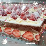 巧克力雙層草莓蛋糕