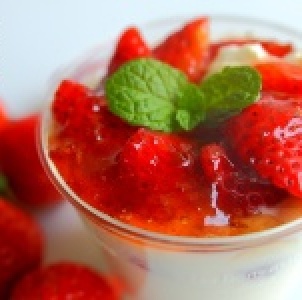 【糖茉坊】草莓鮮奶酪