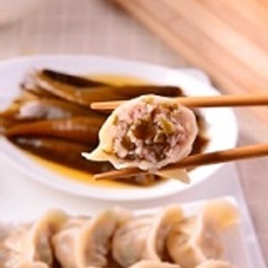 【秝秝飽滿手工水餃】剝皮辣椒鮮肉餃