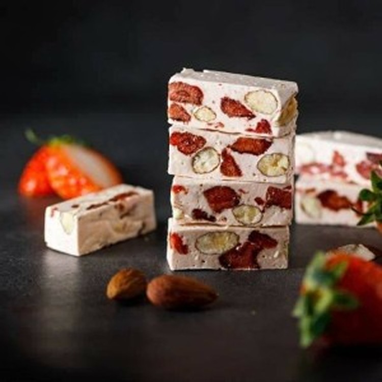 櫻桃爺爺級草莓牛軋糖 150g