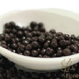 珍珠巧克力米55%Cocoa 使用法國頂級法芙娜55%Cocoa巧克力製作而成，Flora團隊敢保證絕對是市面上最好吃的巧克力米