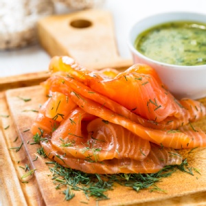 北歐煙燻鮭魚 ～私房菜專用橡木燻鮭切片200g裝~