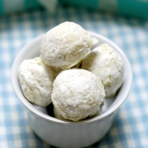 白松露巧克力杏仁球