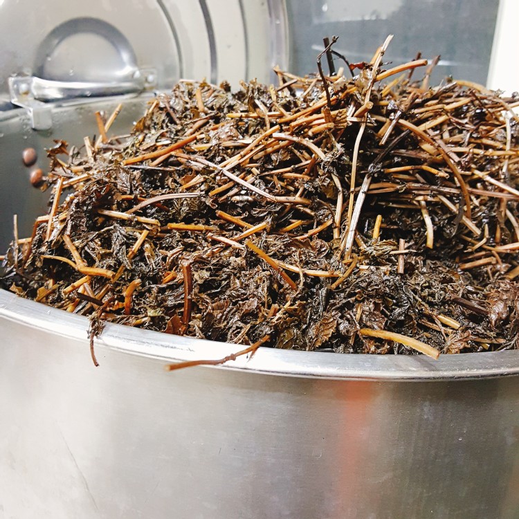 芋圓燒仙草 不結凍的燒仙草 濃厚甘甜