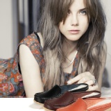 優雅牛皮休閒鞋 特價:$299 優雅牛皮休閒鞋 特價:$299