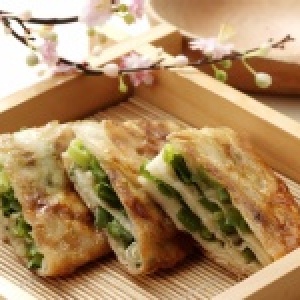 阿福伯＊北方蔥油餅＊【蔥多飽滿】【層次豐富】【堅持口感】 厚度夠 + 蔥量更加倍 + 層次更豐富 + 完美的比例 + 吃出最棒的口感... 特價：$185