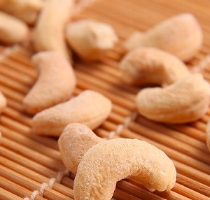 頂級鹹味腰果- 團購24包(每包250克)