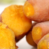 【老東山滷味～清蒸紅心地瓜 200g】★非凡美食★養生極品 ☆新品強力推廌推☆嚴選上等地瓜，清淡飲食養生極品，帶皮食用、香Q有勁、清甜綿密，全家老少皆宜。