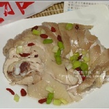 上雅 無骨油雞 (半隻) 好吃不用吐骨連雞胸肉也很鮮嫩不乾柴