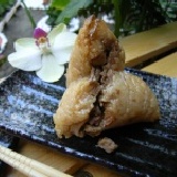 家傳香菇肉粽試吃品 此為購買正品加購的試吃品 限一帳一份 單顆真空包裝 限量50份供應 嚐鮮要快唷!! 特價：$28