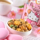超卡哇伊 HELLO KITTY 米果(輕巧包)-半箱(50小包) HELLO KITTY彩繪機限定版 特價：$300