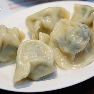 鮮蝦高麗菜韭菜水餃