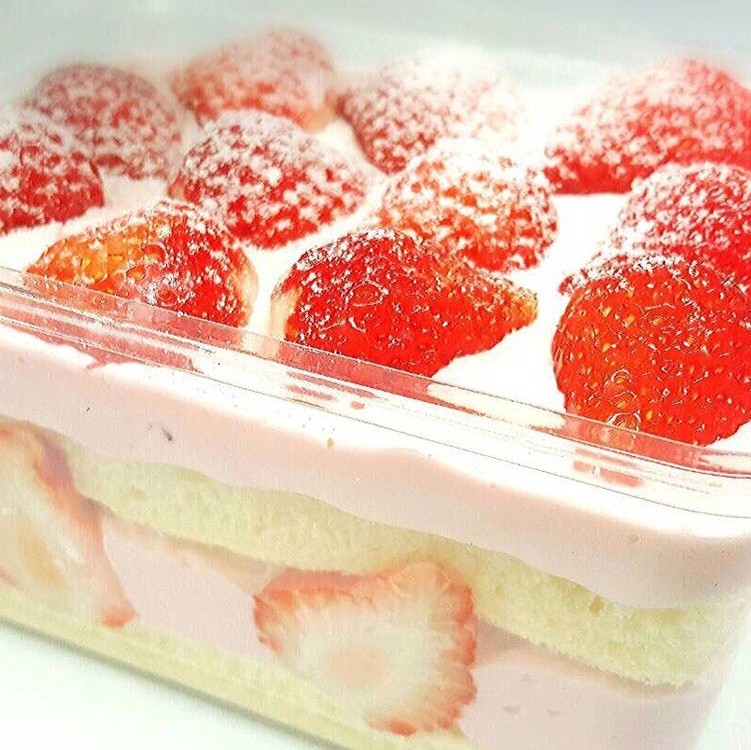 🍓羊角圈圈-夢幻逸品-草莓珠寶盒