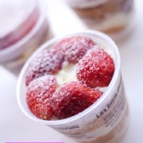 北海道雙層草莓杯杯 特價：$210