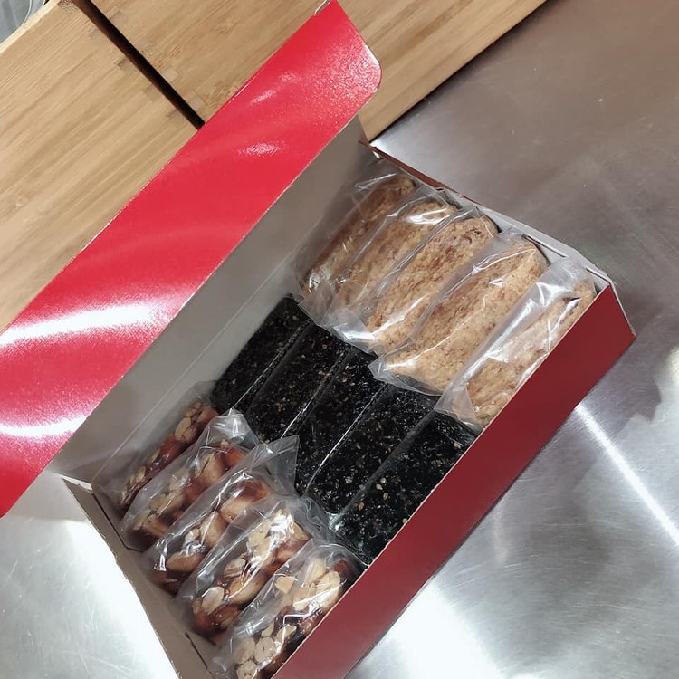 高雄 田叔叔 大灣純手工花生糖 (小禮盒)