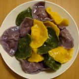 好好吃手工彩皮綜合口味水餃50顆裝 特價：$200