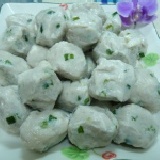 手工翡翠虱目魚丸 (600g+-10g)新鮮韭菜虱目魚肉製造口味獨特不含防腐劑 硼砂 漂白劑 SGS檢驗合格