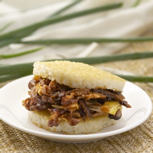 【紅龍】洋菇豚燒米堡*3顆