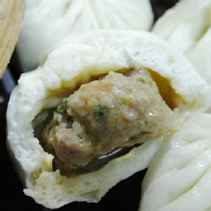 招牌鮮肉包