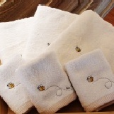 台灣興隆毛巾-歐米亞網路直營店＊有機棉繍蜜蜂方巾(12條／1打)【網路最低價 】 有機栽培棉花／無染色