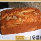 手工蛋糕－香蕉蛋糕 (招牌)改良式戚風蛋糕,新鮮香蕉打泥做成,綿密口感似海綿蛋糕(長條16.5X8cm)
