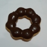 巧克力口味甜甜圈 零買單顆20元,盒裝6個,特價100元