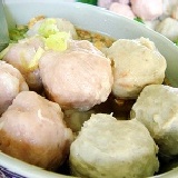 魚丸：一斤１００元 特價：$100