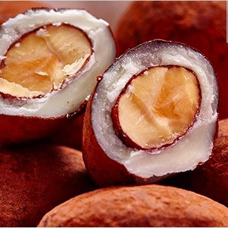 日本北海道--杏仁白巧克力/提拉米蘇巧克力