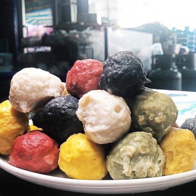 高雄蚵仔寮-馬卡龍起司魚丸