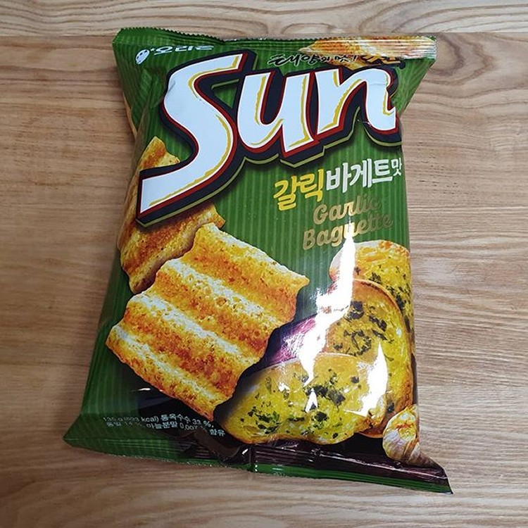 好麗友陽光波浪玉米脆片-大蒜羅勒