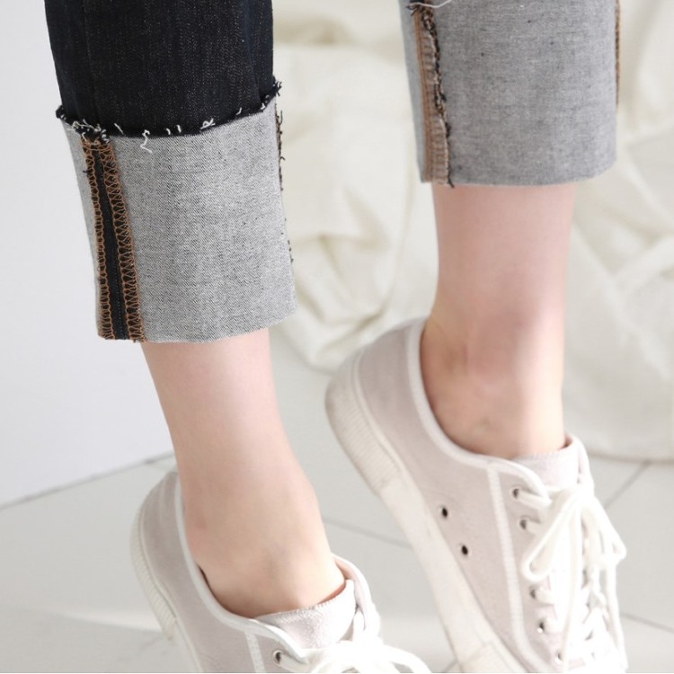 正韓(韓國空運回台) 春季新款- 腰圍鬆緊單釦褲管反摺設計牛仔長褲