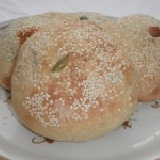 素燒餅 素雞.四季豆.杏包菇.紅蘿蔔.玉米粒(熟食)