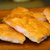 月亮蝦餅 近期將推出泰式黃金蝦球~~! 特價：$60